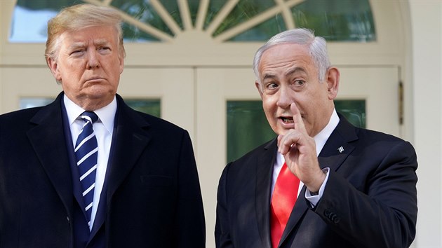 Americký prezident Donald Trump v Bílém domě přijal izraelského premiéra Benjamina Netanjahua. (27. ledna 2020)