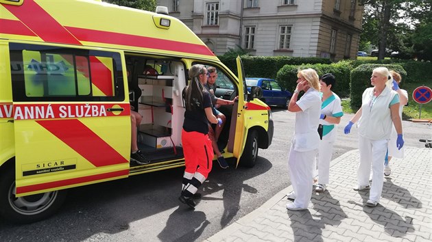 steck kraj podpo v letonm roce mstskou nemocnici v atci esti miliony korun.