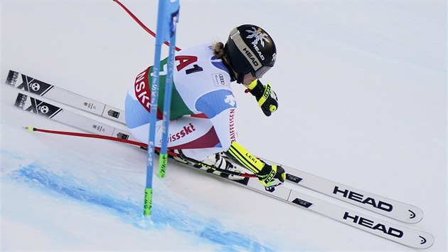 Lara Gutová Behramiová v superobřím slalomu v Bansku.