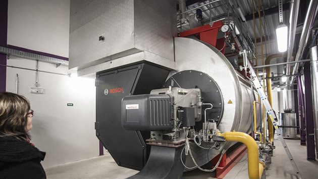 V teplárně v Náchodě uvedli slavnostně do plného provozu nový plynový kotel (17. 1. 2020).