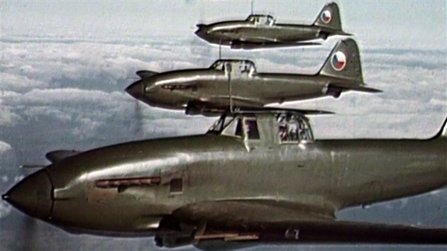 Formace československých bitevníků Il-10 / Avia B-33