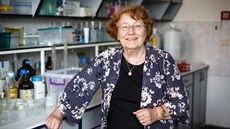 Jana Dostálová, profesorka Vysoké �koly chemicko-technologické v oboru chemie a...