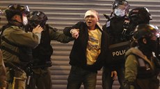 V Hongkongu probíhají protesty navzdory hrozb nákazy ínským koronavirem. (26....