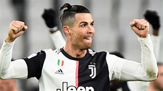 Cristiano Ronaldo z Juventusu se raduje z gólu proti Parm. Nelze si nevimnout...