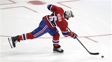 Shea Weber při soutěži v tvrdosti střelby na Utkání hvězd NHL.
