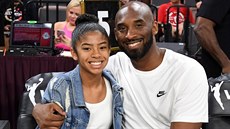 Gianna Bryant a její táta Kobe Bryant (Las Vegas, 27. července 2019)