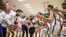 Basketbalistky abin Brno slaví triumf v eském poháru..