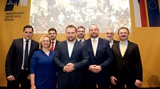 Jsou ve vedení KDU-SL, na ministerstvo nechtjí: zakroukovaní Petr Hladík a árka Jelínková