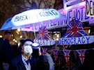 Lidé oslavují vystoupení Velké Británie z EU. (31. ledna 2020)