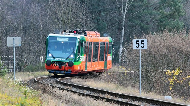Prezentace modernizovan motorov jednotky ady BR 654 Regio Sprinter pro pepravu cestujcch na trati Marinsk Lzn  Karlovy Vary doln ndra.
