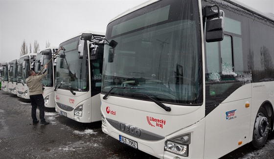 Spolenost SAD Liberec koupila sedmnáct nových nízkopodlaních autobus.