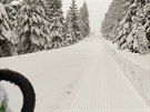 Díky sněžení mohly rolby konečně začít upravovat stopy v Krušných horách. (5....