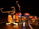Hasii pi zsahu u nehody automobilu a traktoru mezi Ostravou a Havovem. (2....