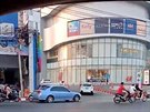 U nákupního centra ve mst Nakchon Rátchasímá na východ Thajska stílel v...