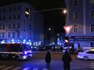 V Praze 3 se propadla podlaha pdy, hasii evakuovali obyvatele domu (6. 2....
