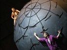 Záběr ze zkoušek inscenace Zmoudření Dona Quijota v Divadle na Vinohradech