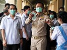 Thajský ministr zdravotnictví navtívil nakaené koronavirem