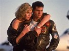 Kelly McGillisová a Tom Cruise ve filmu Top Gun (1986)
