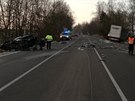 Tragická dopravní nehoda osobního auta a kamionu na Vysočině.