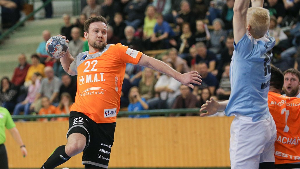 Plzeňští házenkáři mají na dosah triumf v základní části