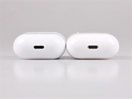 ínské kopie za sto korun versus originální Apple AirPods