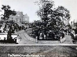 Vila v panství Moreton Paddox byla v v roce 1950 zbourána a na jejím míst...