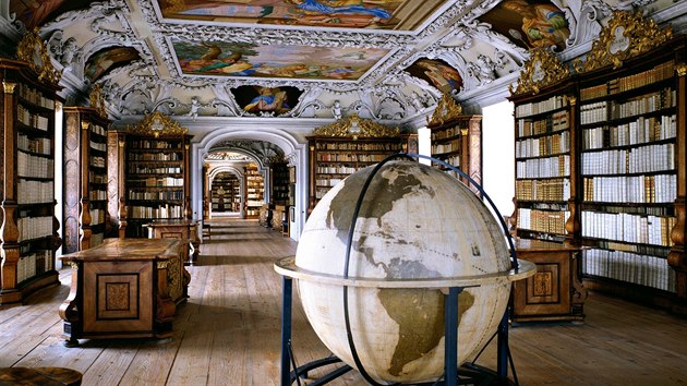 V Rakousku Massima Listrise zaujala knihovna v Stiftsbibliothek v Kremsmunsteru. Vznikla mezi lety 1680 a 1689.