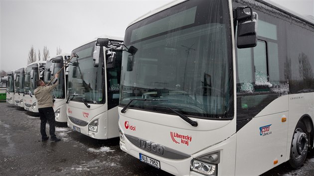 Společnost ČSAD Liberec koupila sedmnáct nových nízkopodlažních autobusů.
