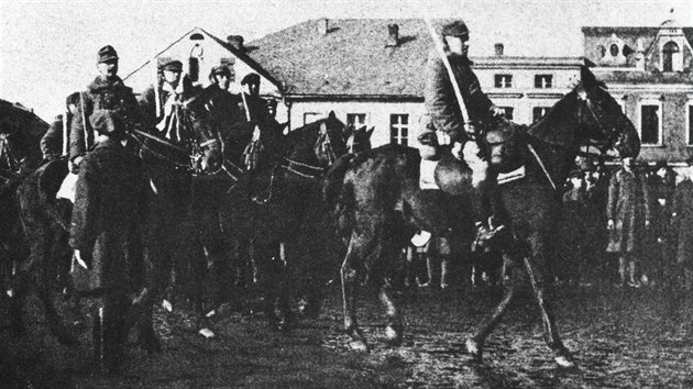 eskoslovensk armda pijd 4. nora 1920 do Hluna.