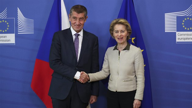 Český premiér Andrej Babiš s předsedkyní Evropské komise Ursulou von der Leyenovou (6. února 2020)