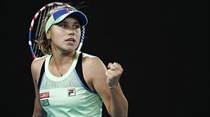 Amerianka Sofia Keninová se povzbuzuje ve finále Australian Open.