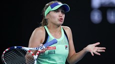 Amerianka Sofia Keninová se roziluje ve finále Australian Open.