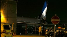 Francouzské letadlo, které v nedli z ínského Wu-chanu evakuovalo zhruba 250...