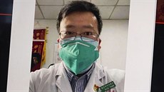 Zesnulý ínský léka Li Wen-liang, který u v prosinci upozoroval na nebezpeí...