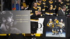 Zdeno Chára z Bostonu se dokal ovací za 1500 odehraných duel v NHL a 1000 za...