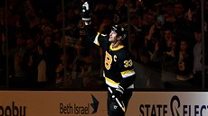 Bostonský kapitán Zdeno Chára odehrál za Bruins u� více ne� 1000 duel�, v NHL...
