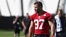 Nick Bosa, hvzda obranných ad San Francisco 49ers, bhem tréninku