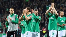 Fotbalisté Brém slaví postup v Nmeckém poháru pes Dortmund.