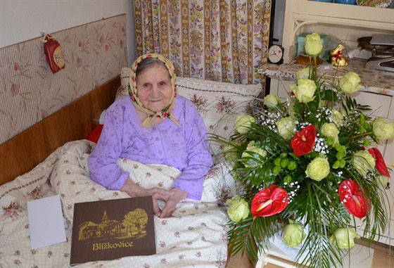 Marie Holíková z Blíkovic na Znojemsku byla ve 108 letech nejstarí obankou...