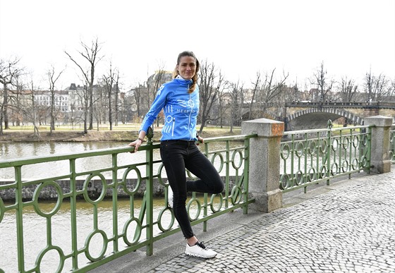 Běžkyně Marcela Joglová.