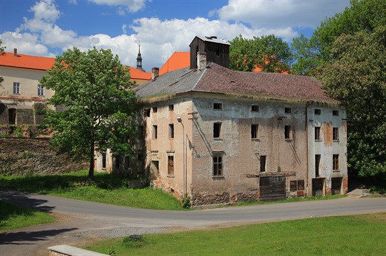 Zchátralý mlýn v Moravské Třebové.