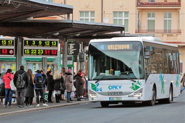 Trnice, uzlové autobusové nádraí karlovarské mstské hromadné dopravy.