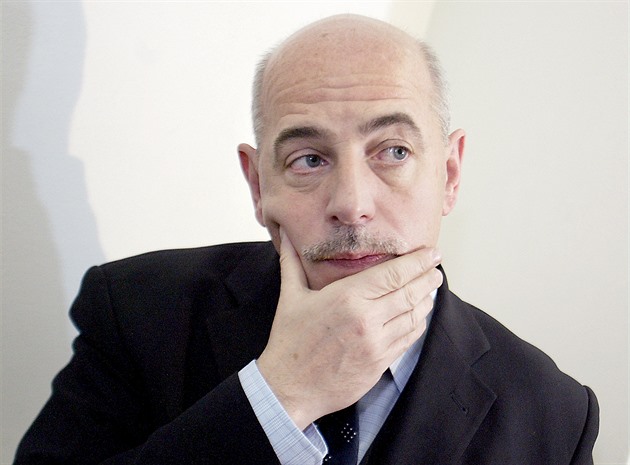 Vašku, jsi prase, jsi hovado. Žalobám čelili Havel či Zeman, omlouval se jen jeden