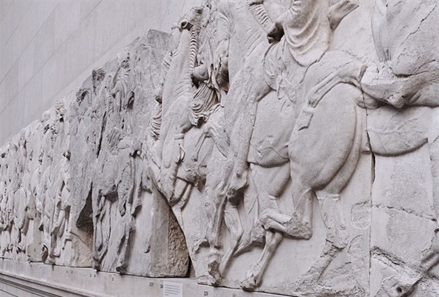 Z Britského muzea se ztrácely artefakty. Jeho ředitel po skandálu rezignoval