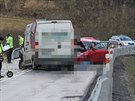 Pi rann nehod osobnho automobilu a dodvky na silnici II/404 ve smru na...