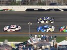 Momentka ze závodu Daytona 500