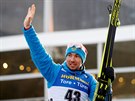 Ruský biatlonista Alexandr Loginov slaví triumf ve sprintu v Anterselv