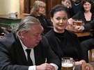 Norbert Lichý a Martina Preissová v seriálu Slunená (2020)