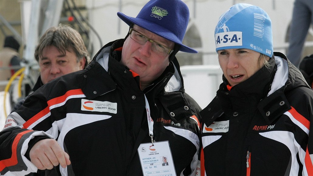 V čele organizačního výboru mistroství stála bývalá běžkařka Kateřina Neumannová, na snímku s tehdejším primátorem Liberce Jiřím Kittnerem.