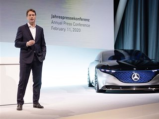 Ola Källenius na tiskové konferenci zveřejnil výsledky hospodaření automobilky...